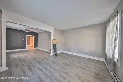  518 Pen Argyl Street, Pen Argyl, PA 18072 - Photo 17