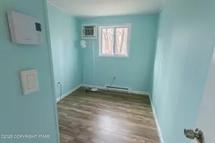 17 Hilltop Cir, East Stroudsburg, PA 18302 - Photo 9