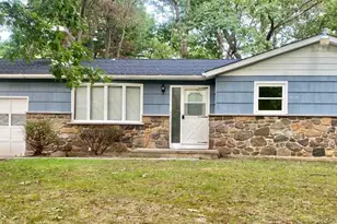 168 Terrace Dr, Stroudsburg, PA 18360 - Photo 1