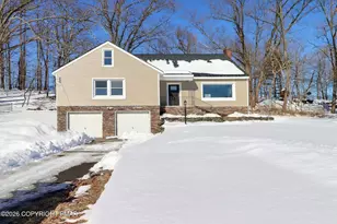 230 Colbert St, Stroudsburg, PA 18360 - Photo 3