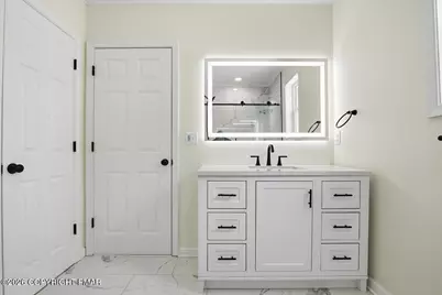  255 E Railroad Street, Nesquehoning, PA 18240 - Photo 21