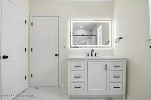 255 E Railroad St, Nesquehoning, PA 18240 - Photo 21