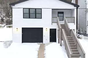 255 E Railroad St, Nesquehoning, PA 18240 - Photo 1