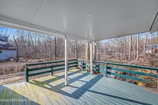 8574 Bumble Bee Way, Tobyhanna, PA 18466 - Photo 27