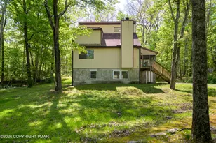 218 Blue Jay Ct, Bushkill, PA 18324 - Photo 11