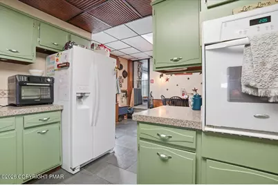  405 E Landis Street, Coopersburg, PA 18036 - Photo 25