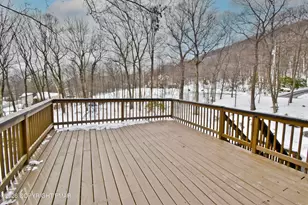 1020 Mountain Ave, Pen Argyl, PA 18072 - Photo 35