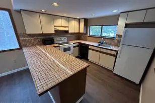 155 Stream Ct, Bushkill, PA 18324 - Photo 5