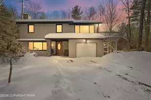 259 Little Pond Cir, Pocono Pines, PA 18350 - Photo 1