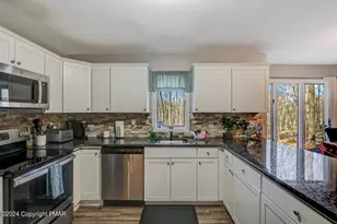 8 Wahoo Ct, Albrightsville, PA 18210 - Photo 17