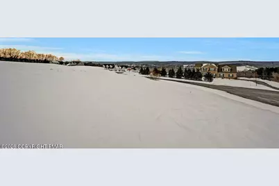  208 Bryan Drive, Kresgeville, PA 18333 - Photo 5