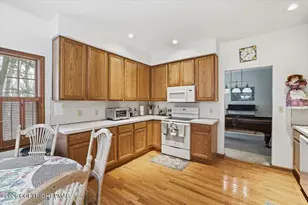 137 Laurel Ct, Tannersville, PA 18372 - Photo 13