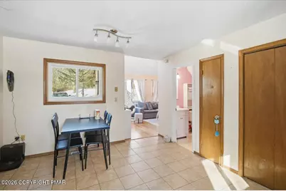  186 Pocono Boulevard, Bushkill, PA 18324 - Photo 11