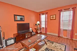 153 Totteridge Rd, Middle Smithfield, PA 18324 - Photo 13