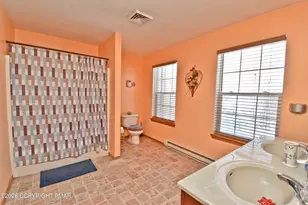 153 Totteridge Rd, Middle Smithfield, PA 18324 - Photo 21