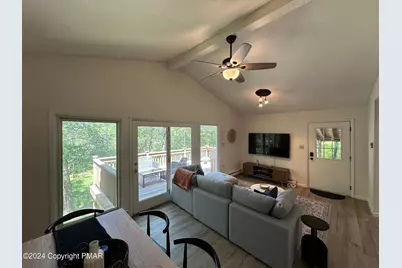  1065 Clover Road, Long Pond, PA 18334 - Photo 5