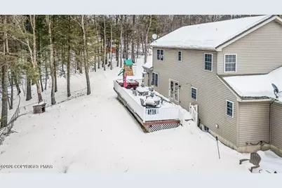  318 Ramblewood Drive, Saylorsburg, PA 18353 - Photo 7