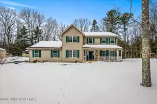 318 Ramblewood Dr, Saylorsburg, PA 18353 - Photo 1