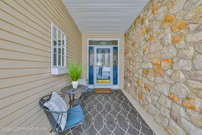  134 Glenmoor Circle, Easton, PA 18045 - Photo 3