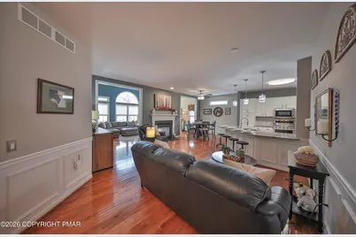  134 Glenmoor Circle, Easton, PA 18045 - Photo 5