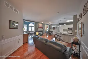 134 Glenmoor Circle, Easton, PA 18045 - Photo 5