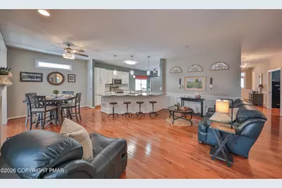  134 Glenmoor Circle, Easton, PA 18045 - Photo 7