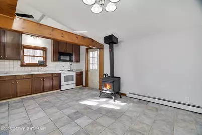  122 Kocher Lane, Wind Gap, PA 18091 - Photo 7