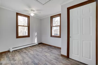  122 Kocher Lane, Wind Gap, PA 18091 - Photo 9