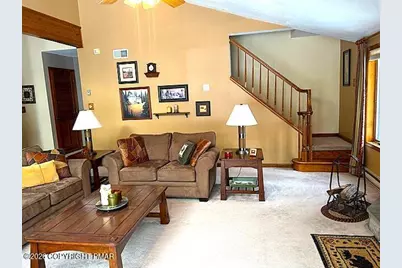  226 Clearview Drive, Long Pond, PA 18334 - Photo 3