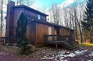 226 Clearview Dr, Long Pond, PA 18334 - Photo 13