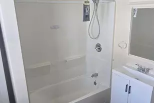 154 Garibaldi Ave, Roseto, PA 18013 - Photo 11