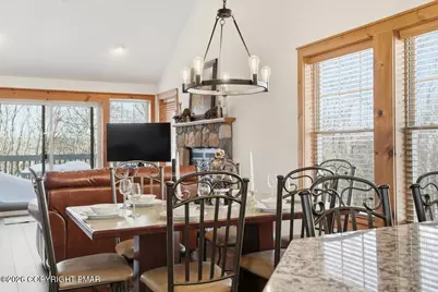  207 Sycamore Court, Tannersville, PA 18372 - Photo 11