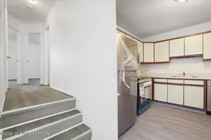 145 Snowshoe Ct, Mount Pocono, PA 18344 - Photo 9