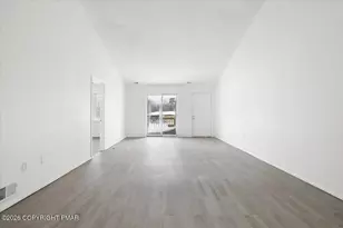 145 Snowshoe Ct, Mount Pocono, PA 18344 - Photo 3