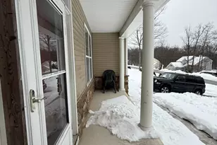 145 Kensington Dr, Bushkill, PA 18324 - Photo 3