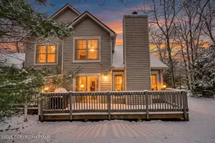 183 Hawthorne Ct, Tannersville, PA 18372 - Photo 3