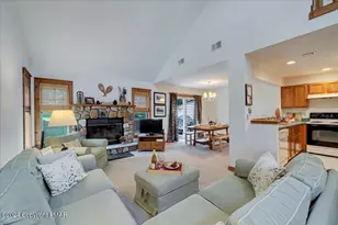 183 Hawthorne Ct, Tannersville, PA 18372 - Photo 11