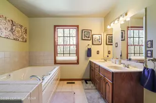 3220 Cherry Ridge Rd, Bushkill, PA 18324 - Photo 17