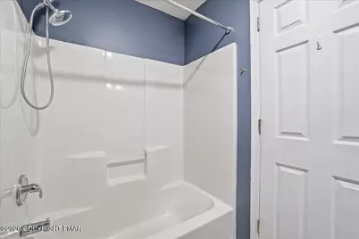  2085 Minqua Trail, Tobyhanna, PA 18466 - Photo 19