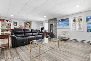 176 Manchester Dr, Bushkill, PA 18324 - Photo 47