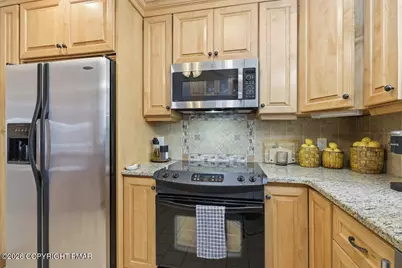  176 Manchester Drive, Bushkill, PA 18324 - Photo 17