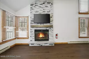 143 Pine Ct, Tannersville, PA 18372 - Photo 3