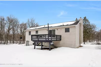  2083 Sun Valley Drive, Blakeslee, PA 18610 - Photo 5