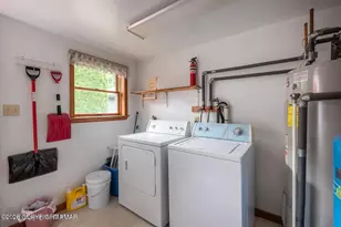 165 Old Stagecoach Rd, Gilbert, PA 18331 - Photo 11