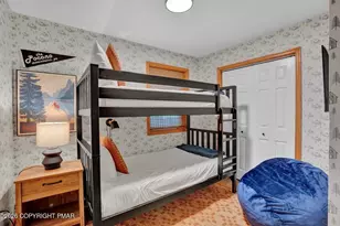 301 Wyomissing Dr, Pocono Lake, PA 18347 - Photo 29