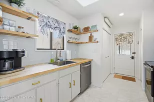 2105 Blue Ox Rd, Pocono Pines, PA 18350 - Photo 11