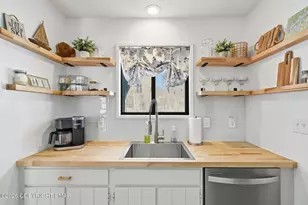 2105 Blue Ox Rd, Pocono Pines, PA 18350 - Photo 13