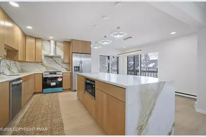  402 Shiny Mountain Court, Greentown, PA 18426 - Photo 39