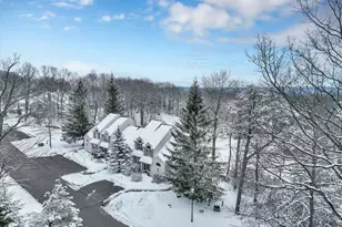 22 Mountainwoods Dr, Lake Harmony, PA 18624 - Photo 45