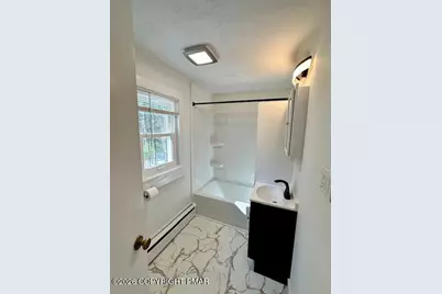  873 Lower Swiftwater Road #201, Cresco, PA 18326 - Photo 9